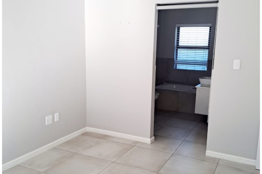 To Let 3 Bedroom Property for Rent in Aan de Wijnlanden Western Cape